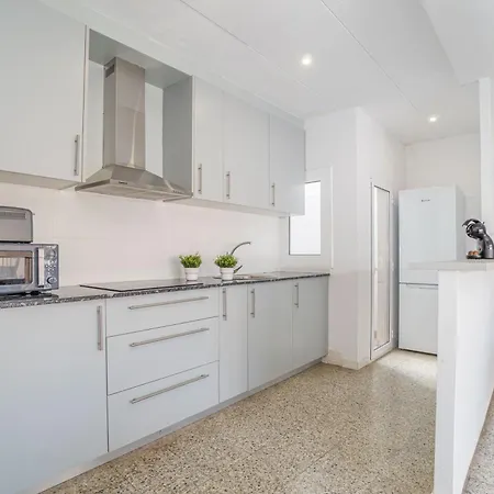 Apartament Center 2 *